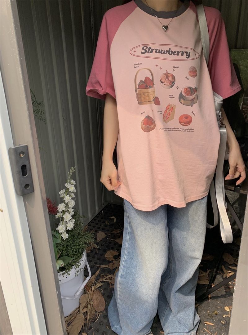 Strawberry Cake Print Short Sleeve T-shirt