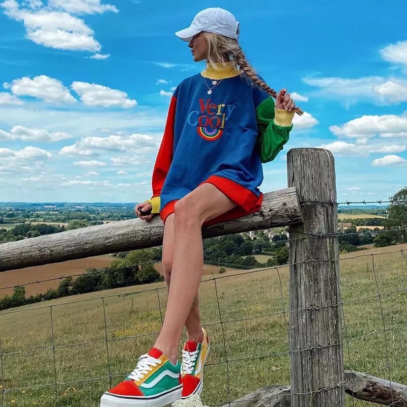 Cute Rainbow Cool Letter Embroidery Aesthetic Sweatshirt Long Sleeve Shirt Turtleneck Top Casual E-Girl Kawaii Korean Japanese Harajuku Streetwear