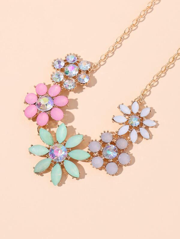 Gemstone Flower Decor Necklace for Women