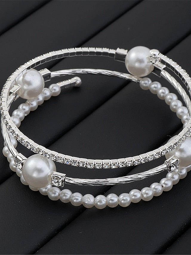 Bangle Fashion Outdoor Geometry Bracelets & Bangles for Women