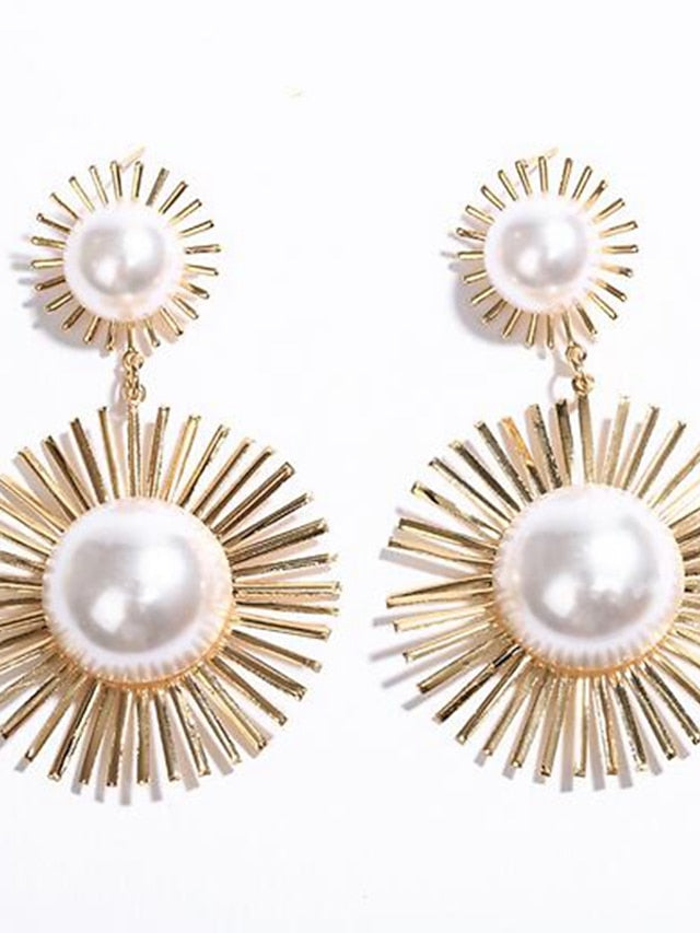 1 Pair Earrings For Street Date Alloy Classic Fashion for Women