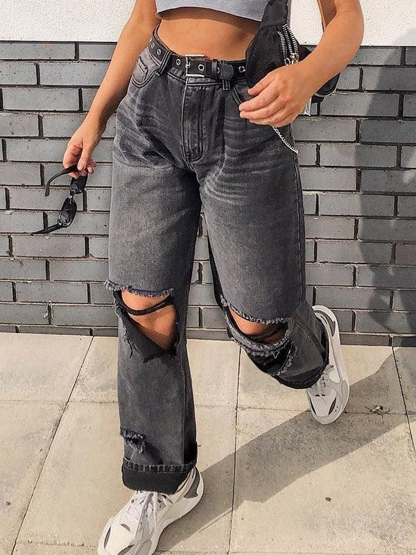 Boyfriend Fit Knee Ripped Jeans
