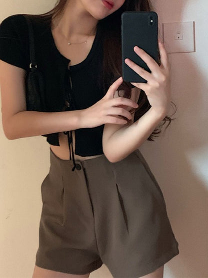 Casual Straight Leg Pleated Shorts