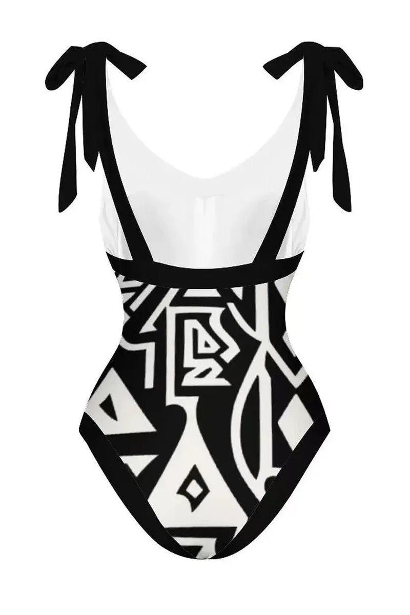 Traje de baño ajustado de verano para la playa