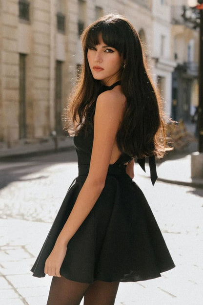 Minivestido con cuello halter y lazo en la espalda Hailey