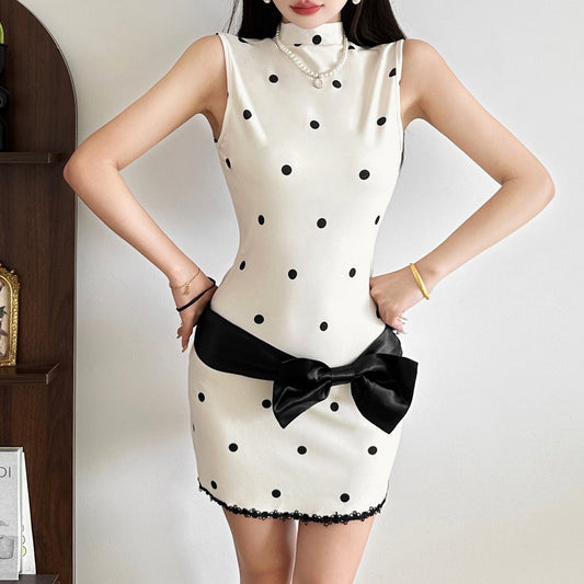 A Figure-Hugging Printed Dress