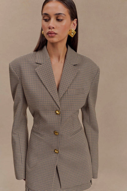 Chaquetas tipo blazer con hebilla de rejilla