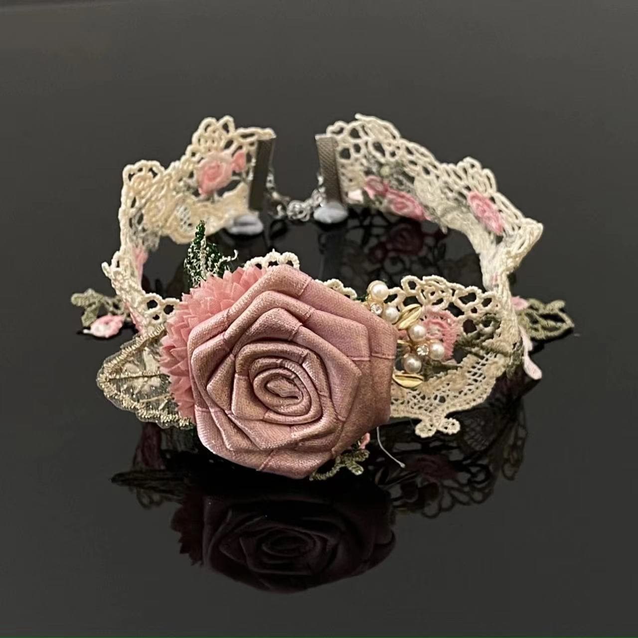 Rose applique lace faux pearl choker necklace  | Festival Outfits Women
