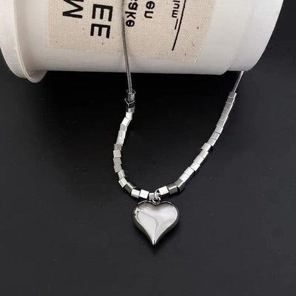 Heart pendant beaded metal chain necklace  | Festival Outfits Women