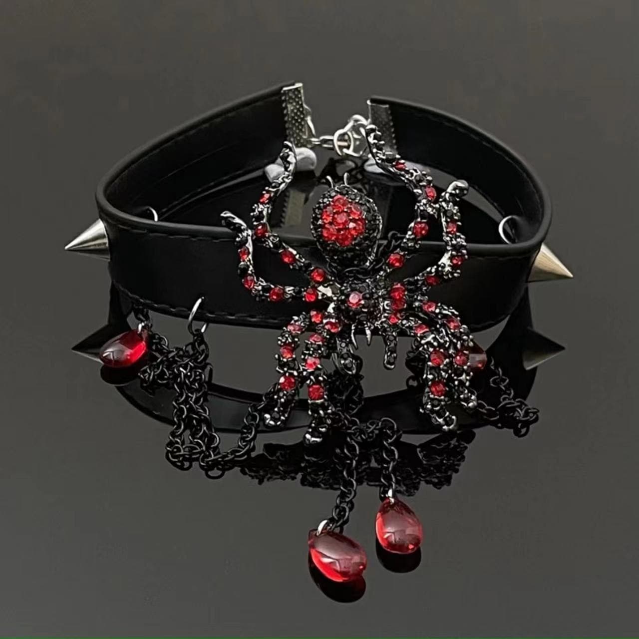 Spider pendant rhinestone rivet choker necklace  | Festival Outfits Women