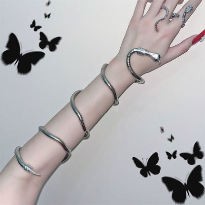 Serpentine decor gold arm cuff  | Festival Outfits Women