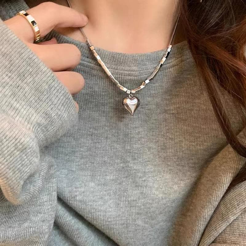 Heart pendant beaded metal chain necklace  | Festival Outfits Women