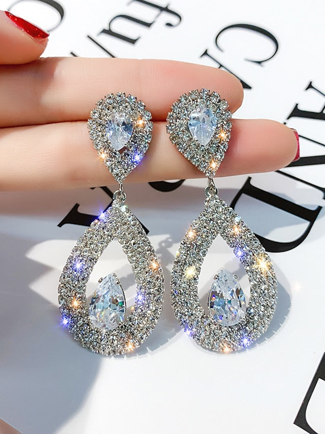 1 Pair Earrings For Daily Date Beach Alloy Classic Fashion for Women