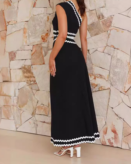 Lace-Trimmed Waist-Baring Dress