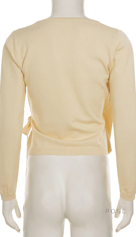 Nalayah V-Neck Tie Knit Top
