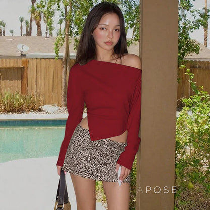 Valkyrie Asymmetric Slit Top