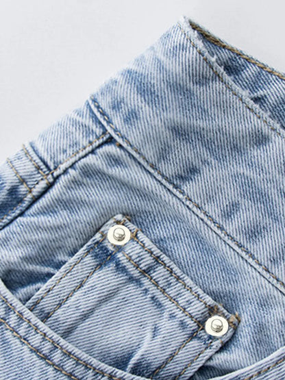 Light Wash Denim Boyfriend Jeans