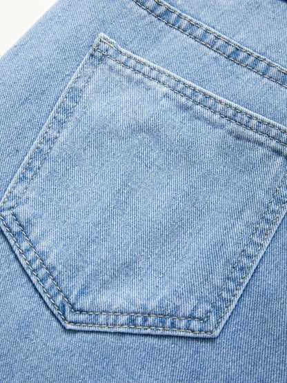 Light Wash Denim Boyfriend Jeans