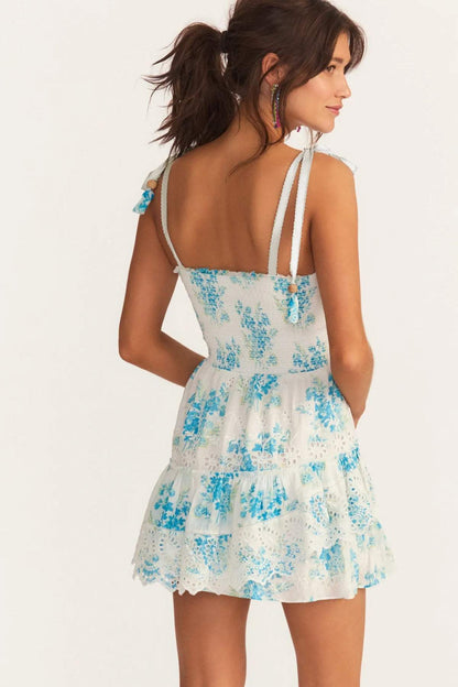 Vestido mini con capas de encaje bordado y estampado Liv