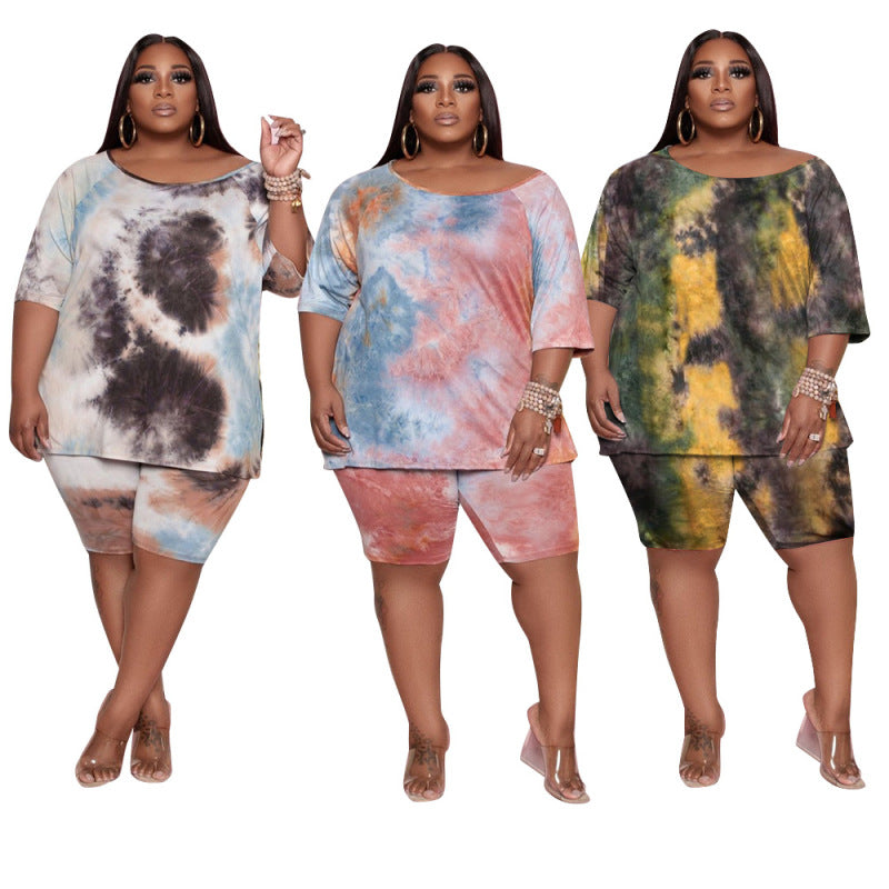 Conjunto de dos piezas de camiseta y pantalones cortos tie-dye informales de talla grande para mujer