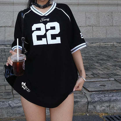 Camiseta de jersey de manga corta con cuello en V y estampado digital holgado informal para mujer