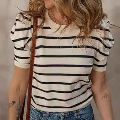 Camiseta informal de rayas con cuello redondo y mangas abullonadas para mujer
