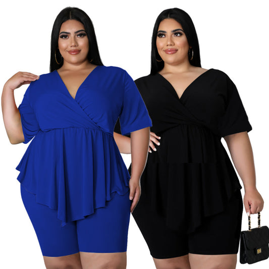 Conjunto informal de dos piezas con top y pantalones cortos de manga corta de color liso para mujer de talla grande