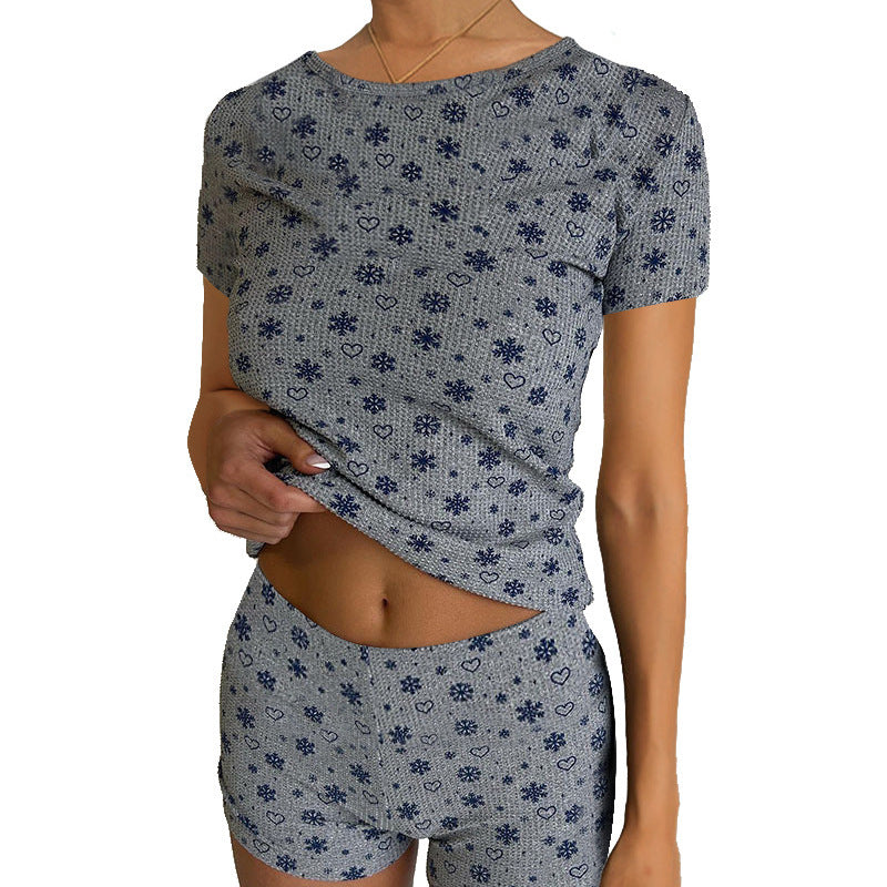 Fashion Casual Snowflake Heart Print Round Neck Short Sleeve T-Shirt Shorts Set