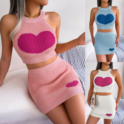 Conjunto de dos piezas de falda y top con ombligo en contraste con corazón para mujer