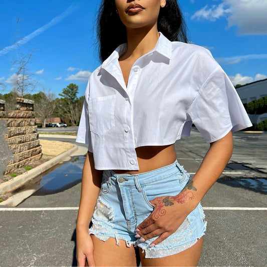 Blusa informal de manga corta con solapa irregular para mujer