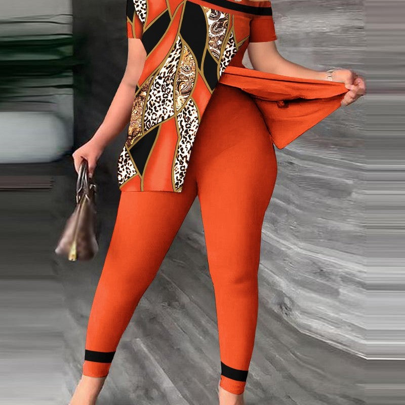 Conjunto de dos piezas con top y pantalones ajustados y escote barco con estampado de leopardo para mujer
