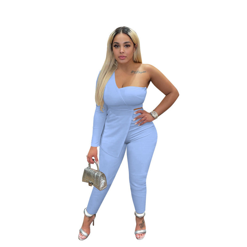 Conjunto informal de dos piezas para mujer, con top y pantalón irregulares, hombros descubiertos y un solo hombro, de color liso