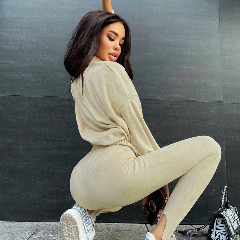 Conjunto deportivo informal de tres piezas para mujer, con top de manga larga, top de tubo y pantalones, en color liso
