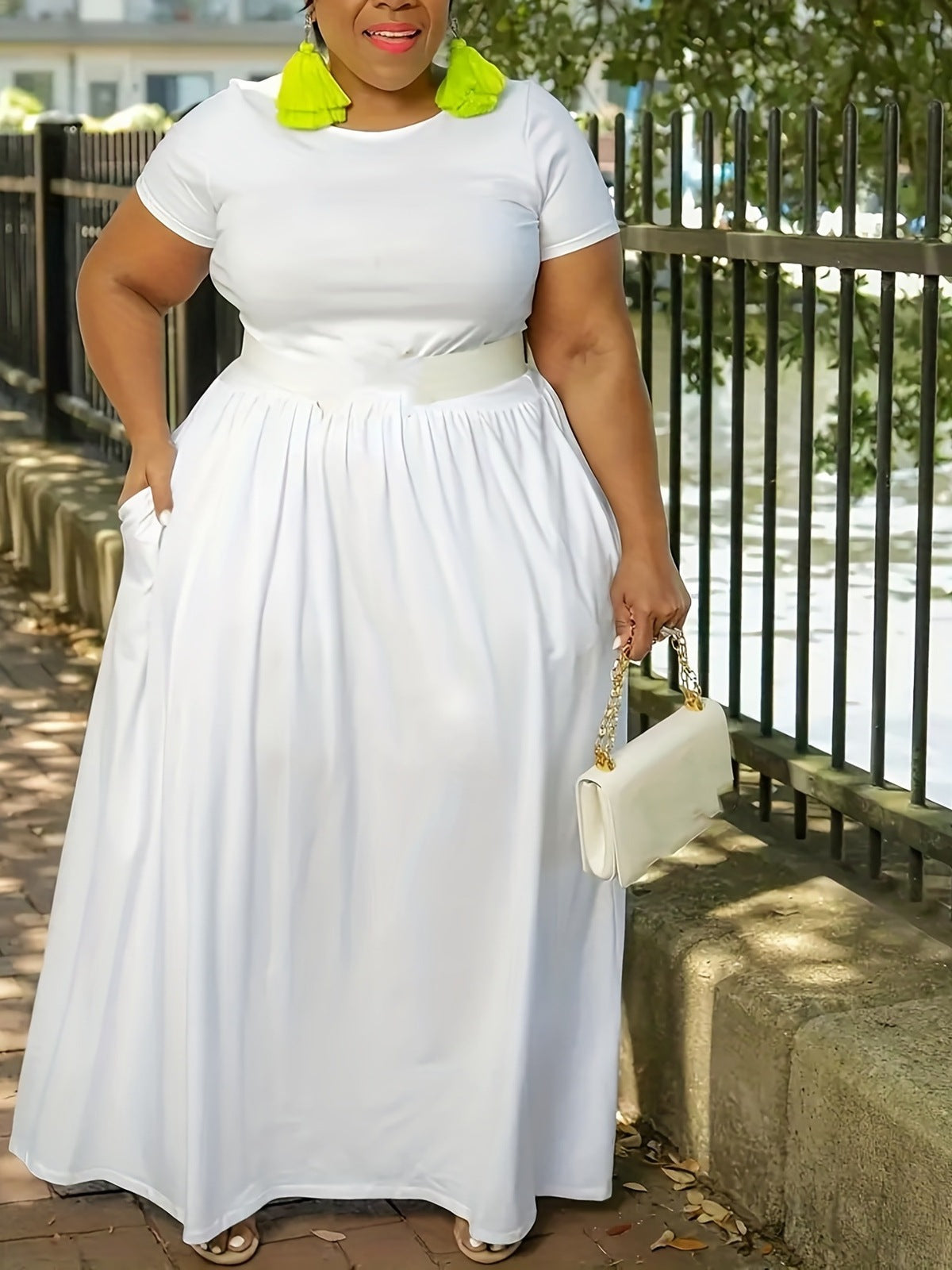 Women Casual Solid Color Tight Waist Short Sleeve Plus Size Dress