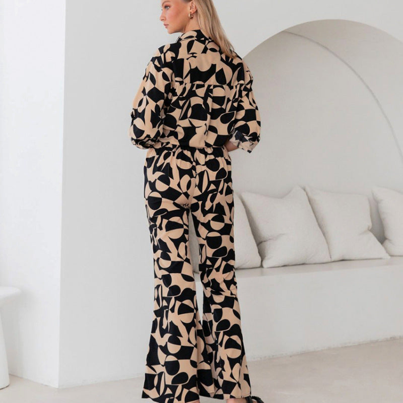 Conjunto de pijama holgado con estampado de diseño informal para mujer