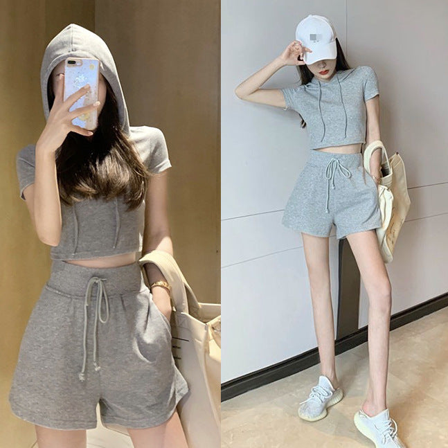 Conjunto deportivo informal con capucha y manga corta para mujer