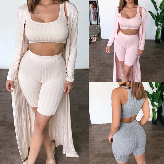 Conjunto informal de tres piezas para mujer: camiseta sin mangas y pantalones cortos deportivos