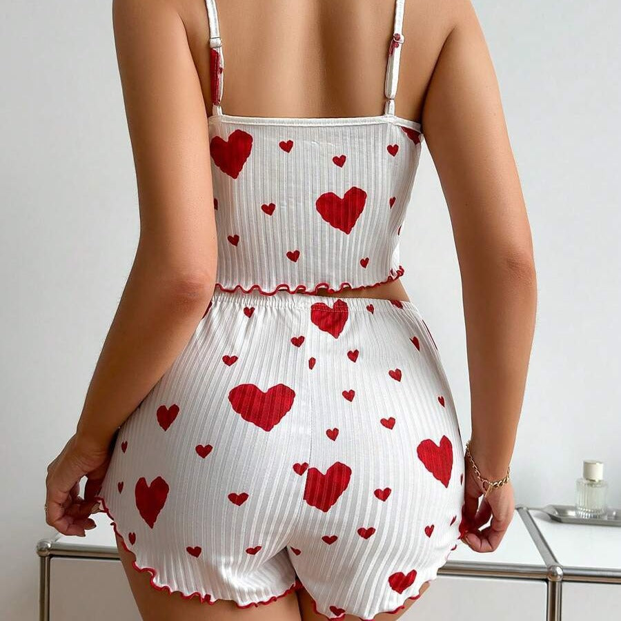 Conjunto de pijama de dos piezas con camisola y pantalones cortos holgados con estampado de amor informal a la moda para mujer