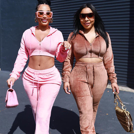 Conjunto deportivo informal de dos piezas para mujer, de terciopelo, con capucha y pantalones cortos de manga larga