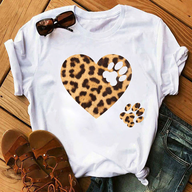 Camiseta informal de manga corta con estampado de corazón para mujer