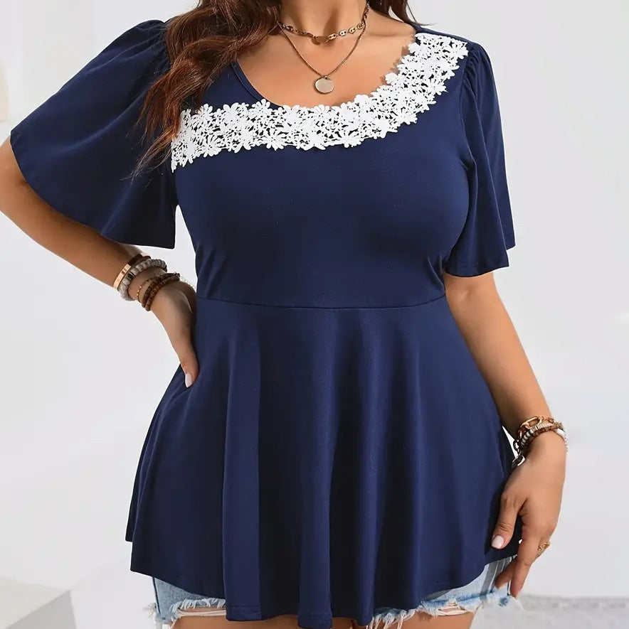 Camiseta informal de manga corta con cuello cuadrado y encaje floral para mujer, talla grande