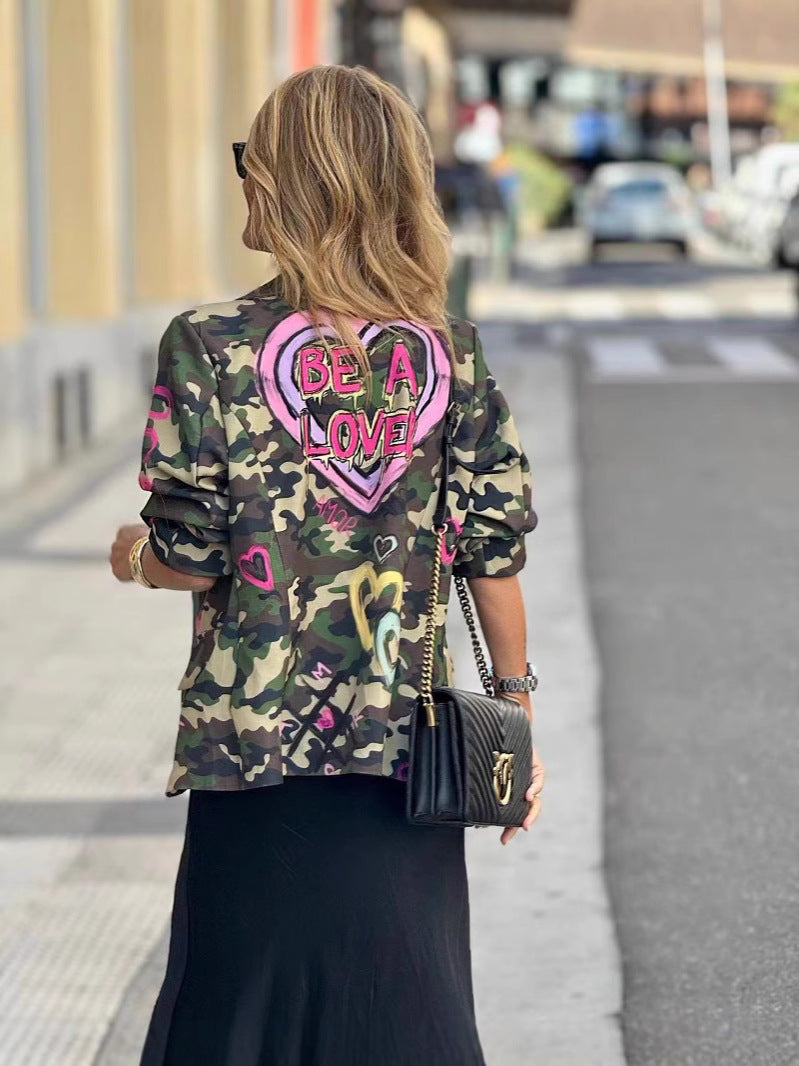 Chaqueta informal de camuflaje con botones de solapa para mujer