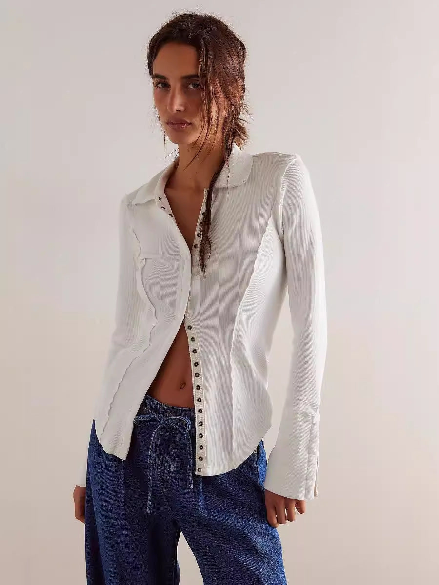 Blusa informal de manga larga entallada con solapa y botonadura sencilla para mujer