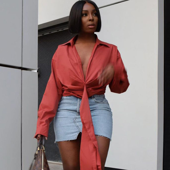 Blusa informal de manga larga con escote en V profundo y plisada de color liso para mujer