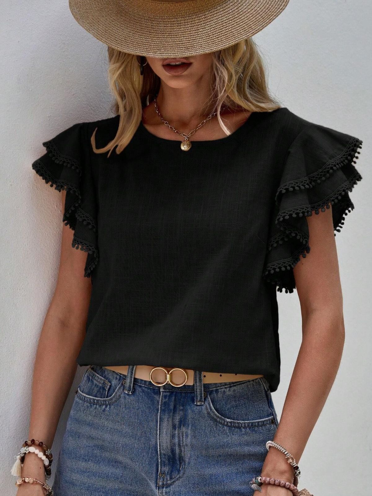 Blusas casuales de color sólido con cuello redondo y volantes para mujer