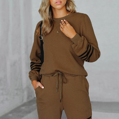 Conjunto de sudadera y pantalones a rayas holgados de manga larga con estampado de letras para mujer