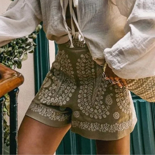 Pantalones cortos casuales de color sólido bordados de cintura alta a la moda para mujer