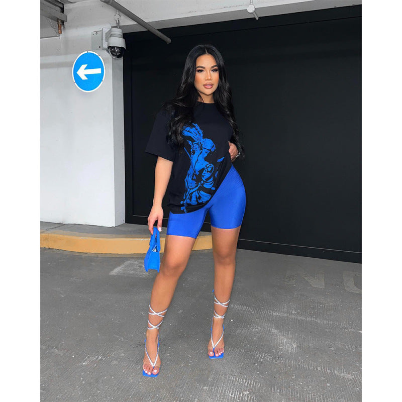 Conjunto deportivo informal de dos piezas con camiseta de manga corta y estampado gráfico para mujer