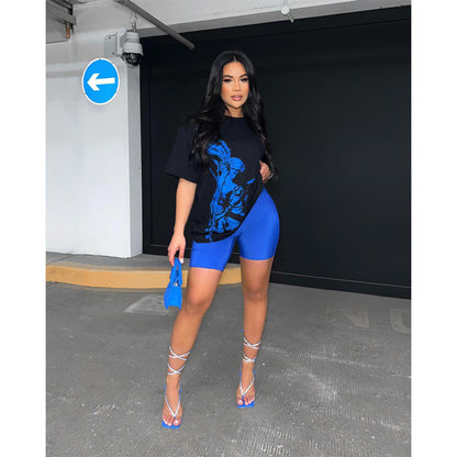 Conjunto deportivo informal de dos piezas con camiseta de manga corta y estampado gráfico para mujer