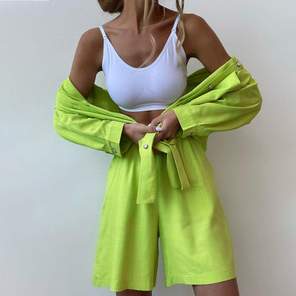 Traje informal holgado de dos piezas para mujer, de color liso, con camisa de solapa de manga larga y pantalones cortos, con botonadura sencilla